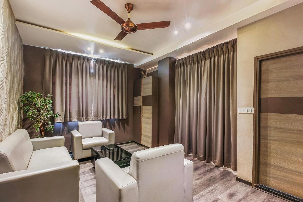 Oyo 26991 Stanza Luxurios Stay Zahirabad Ngoại thất bức ảnh